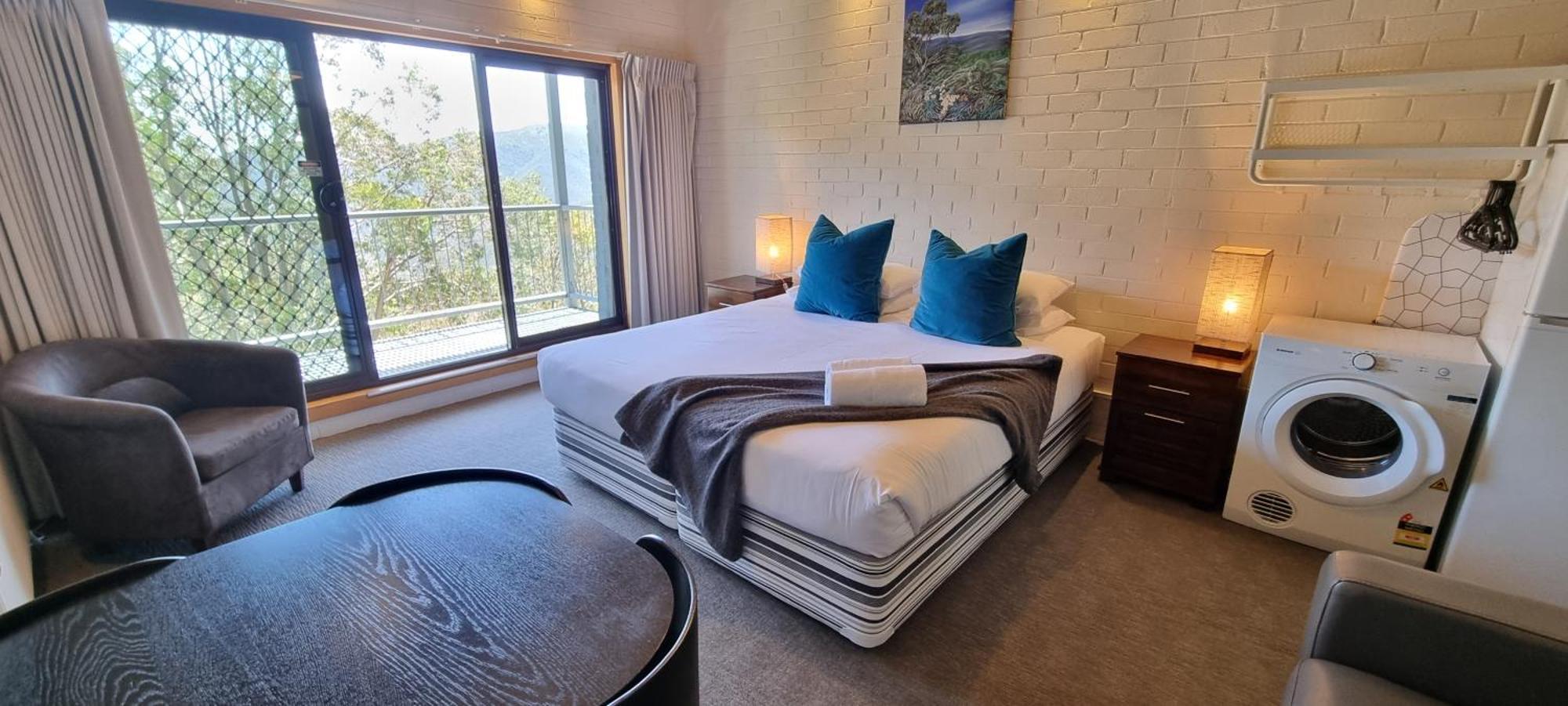 Cedarwood Apartments ฟอลส์ครีก ภายนอก รูปภาพ